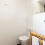Airport 게스트하우스 리스본