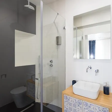 Airport Apartment