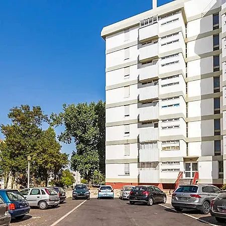 Airport Guest house 3*