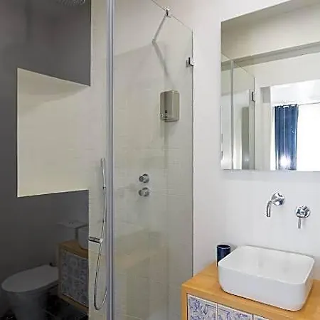Airport Guest house Lisbon